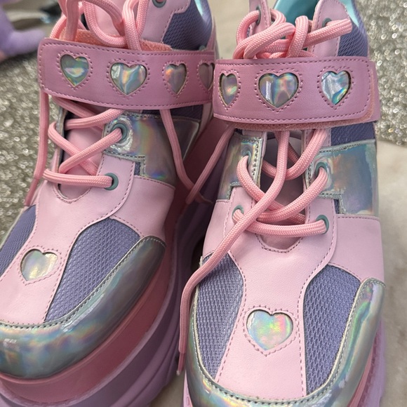 Sugar Thrillz Iridescent Pink Platform Sneakers - Picture 3 of 9